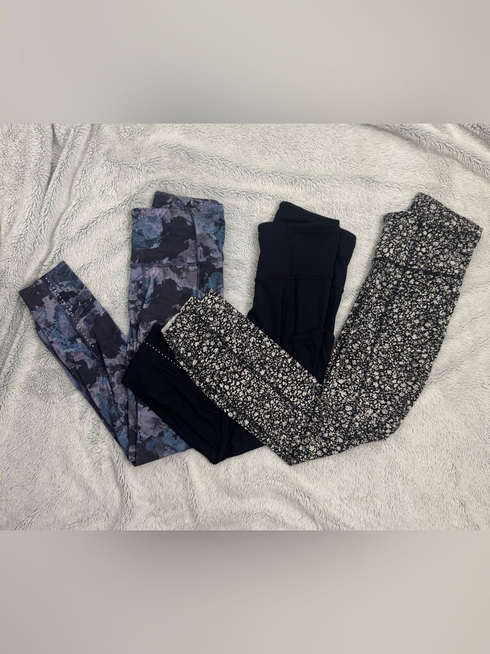 Lululemon Lot of Fast And Free Leggings size 4 🍋🍋🍋3 pairs!!!